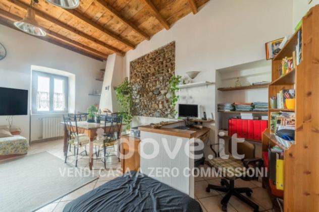 Appartamento di 100 m² con 3 locali e posto auto in vendita a Casciago - Foto 2
