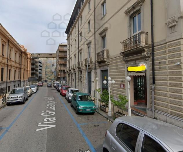 NEGOZIO di 10 vani e di 180 mq (MESSINA) rif. 2vs17731
