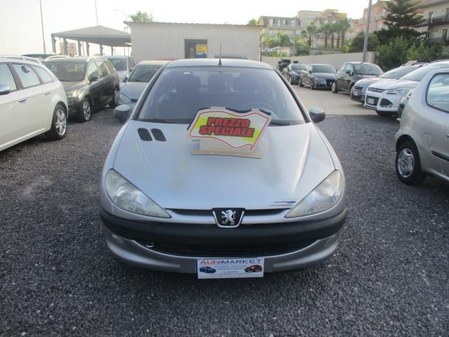 Peugeot 206 1.1 5p. 2001 - Foto 2