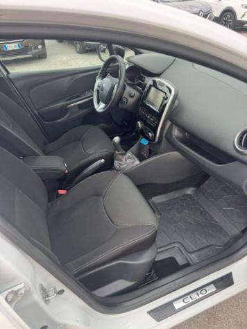 RENAULT Clio 1.5 dCi 8V 75CV 5 porte Costume National rif. 23471556 - Foto 8