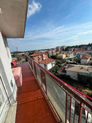 Appartamento di 78 m² con 2 locali e box auto in vendita a Gallarate - Foto 3