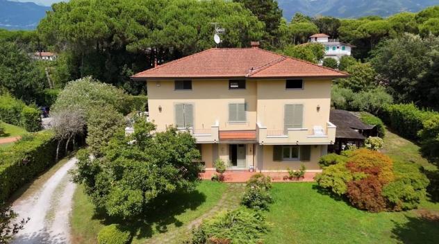 Villa in vendita a Ronchi - Massa 450 mq Rif: 1380350 - Foto 2