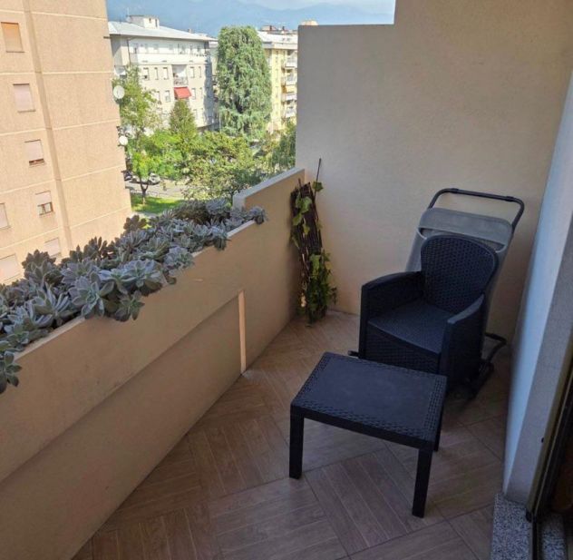 Bergamo zona Celadina con due camere, due bagni e due terrazzi - Foto 8