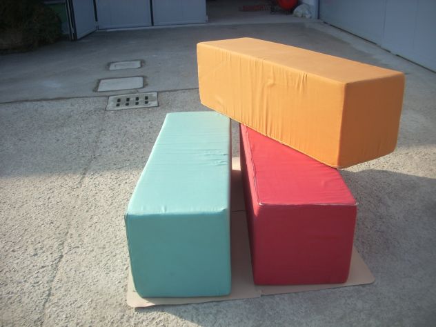 POUF RETTANGOLARI COLORATI - Foto 2