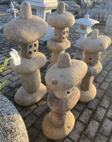 Lanterna giapponese in pietra rustica - Foto 2
