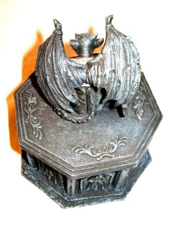 COFANETTO GARGOYLE PICCOLO SVENDO CAUSA TRASLOCO A BREVE - Foto 2