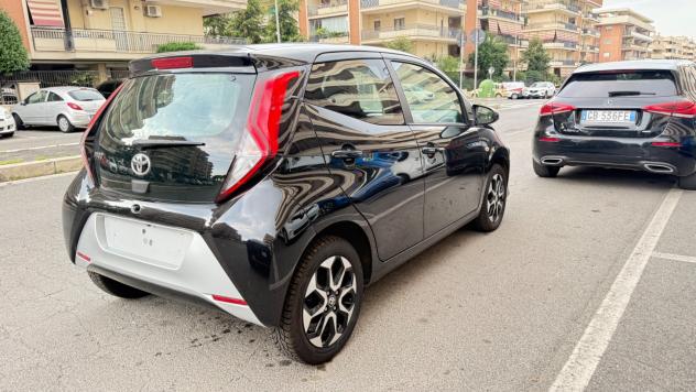 Toyota Aygo Connect 1.0 VVT-i 72 CV 5 porte x-play LED NAVI KAMERA PDC BLUETOOTH CERCHI 16 - Foto 6