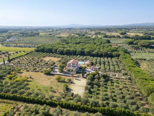 Villa in vendita a Cecina 770 mq Rif: 1422934 - Foto 2