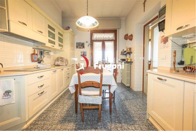 vf564 - CASALE CON MAGAZZINO E PORTICATI CON 1.600 MQ DI GIARDINO - Foto 10