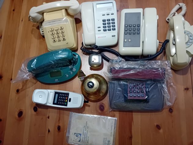 Telefoni accessori vintage