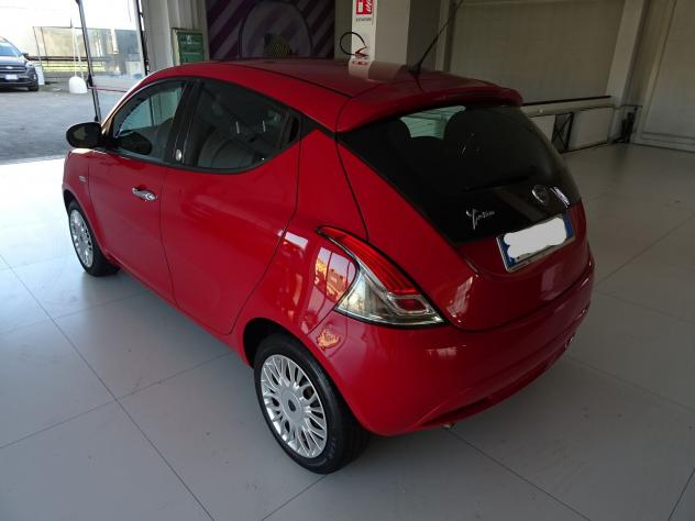 Lancia Ypsilon 1.2 69 CV 5 porte GPL Ecochic Silver - Foto 3