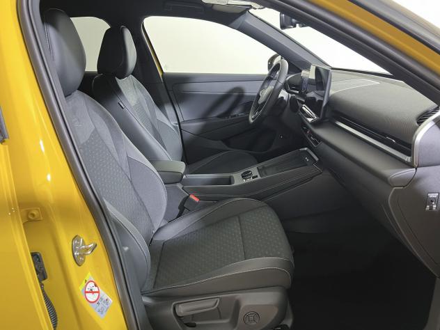 Volkswagen T-Roc T-Roc 1.5 eTSI ACT 150 CV DSG R-Line - Foto 9