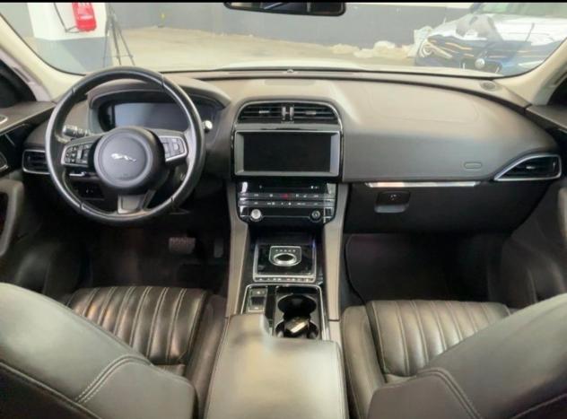 Jaguar F-Pace 2.0 D 180 CV AWD Prestige Catena fatta in Jaguar - Foto 7