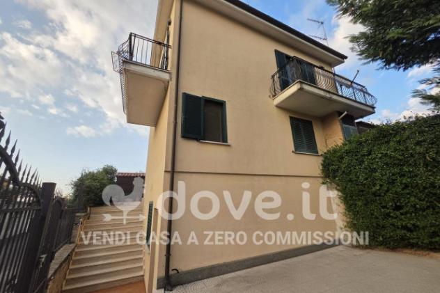 Villa di 150 m² con 5 locali e posto auto in vendita a Artena - Foto 5