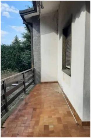 Immobile in asta di 367 m² con più di 5 locali e box auto doppio in vendita a Bulgarograsso - Foto 4