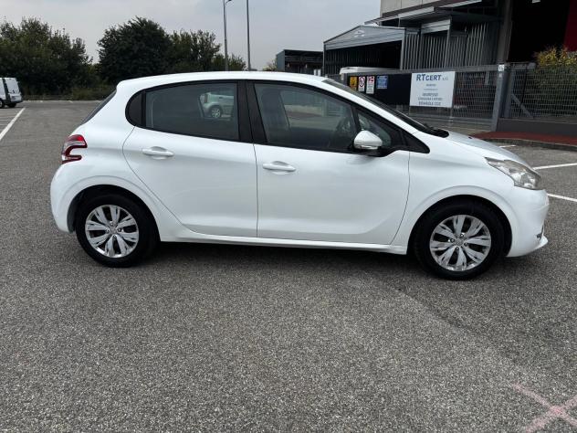 Peugeot 208 1.2 VTi 82 CV 5 porte Allure UNICO PROPRIETARIO - Foto 5