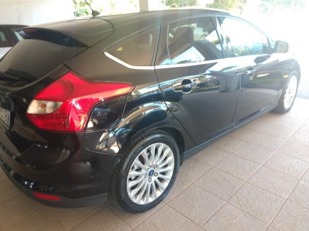FORD Focus 3ª serie Focus 1.6 TDCi 115 CV Titanium - Foto 4