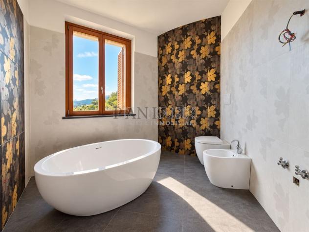 Appartamento in villetta bifamiliare con ampie terrazze, giardino privato e locale taverna - Foto 15
