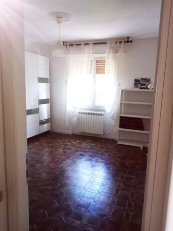Vendo appartamento ristrutturato compreso box auto soffitta cantina ed arredo - Foto 9
