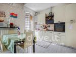 Appartamento di 72 m² con 3 locali e box auto in vendita a Rho