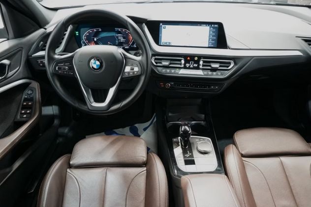 2022 BMW 120D xDrive PELLE SEDILI SPORTIVI FULL LED - Foto 3