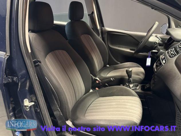 FIAT Punto 1.3 MultiJet 95 CV Street - Neopatentati rif. 23861614 - Foto 6