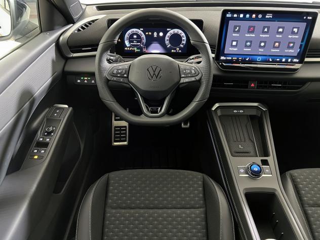 Volkswagen T-Roc T-Roc 1.5 etsi R-Line 150cv dsg - Foto 8