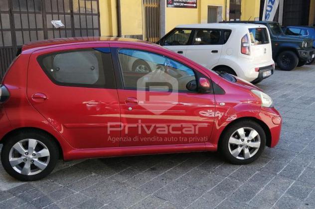 Toyota Aygo Aygo 1.0 12V VVT-i 5 porte Now Red Edition - Foto 4