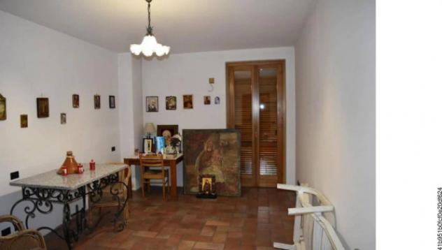 Immobile in asta di 641 m² con più di 5 locali e box auto doppio in vendita a Suno - Foto 11