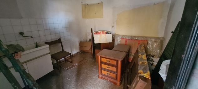 PEVERAGNO: Ampio caseggiato in centro paese - Foto 5
