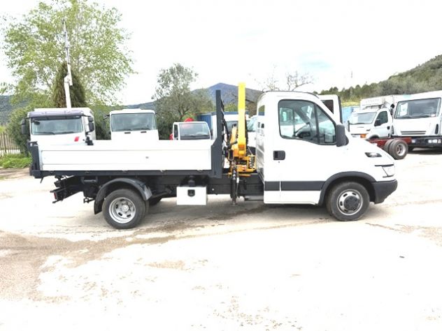 camion iveco daily 35c17 ribaltabile e gru - Foto 3