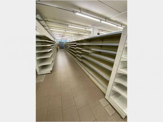 SCAFFALE SELF-SERVICE USATO