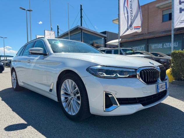 BMW Serie 5(G30/31/F90) 518d 48V Touring Luxury - Foto 2