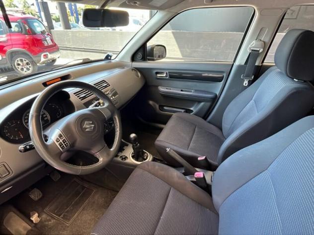 Suzuki Swift 5p 1.3 16v GL c/airb.lat 4x4 - Foto 7