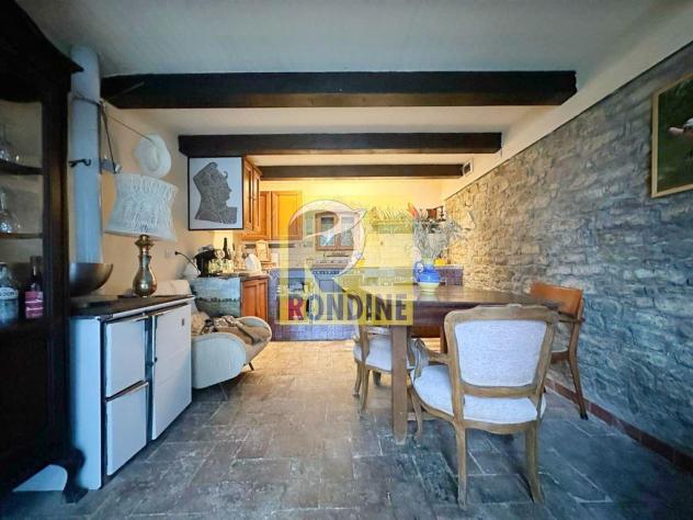 2 fabbricati indipendenti circondati da giardino di 3.960 mq. con piscina - Foto 16