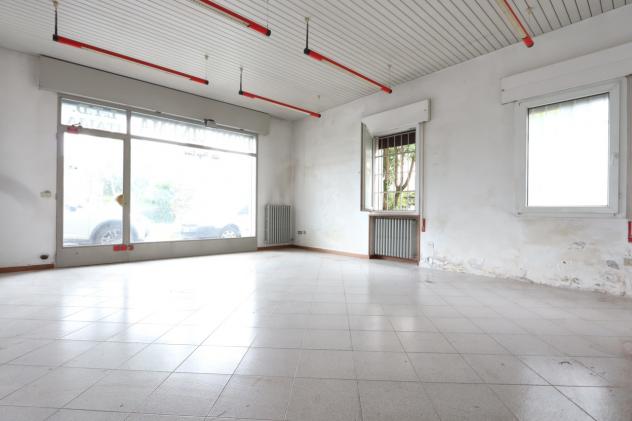 Locale commerciale in vendita a Vicenza