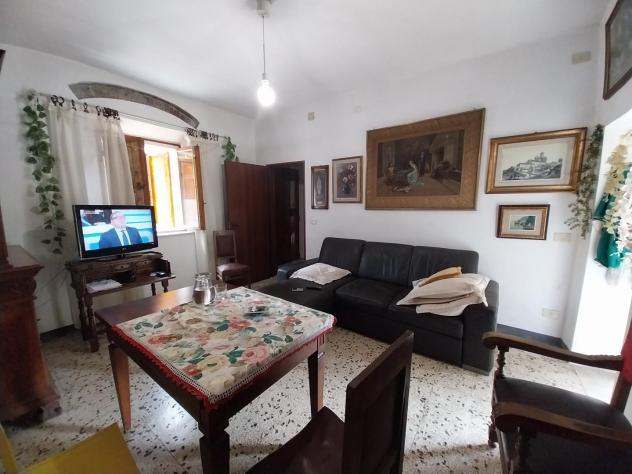 Rustico in vendita a Calci 120 mq Rif: 1346940