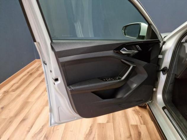 AUDI A1 allstreet 30 TFSI S tronic rif. 24182279 - Foto 10