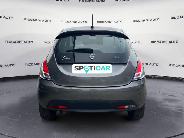 Lancia Ypsilon 3ª serie 1.0 FireFly 5 porte S&S Hybrid Silver - Foto 4