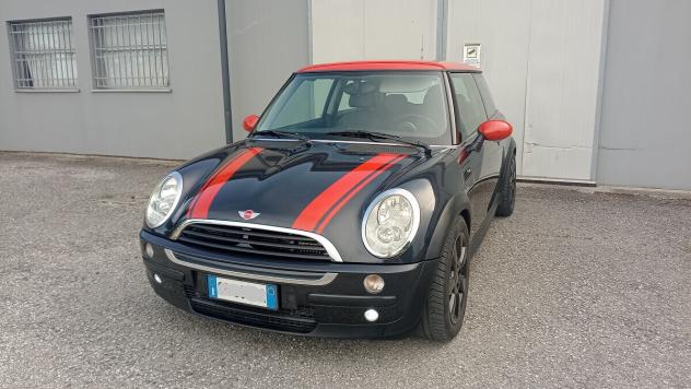 Mini Cooper 1.4 d
