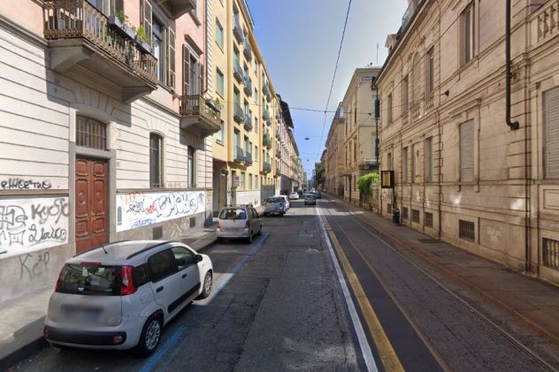 VIA NAPIONE NEL CUORE DI TORINO QUADRILOCALE RISTRUTTURATO
