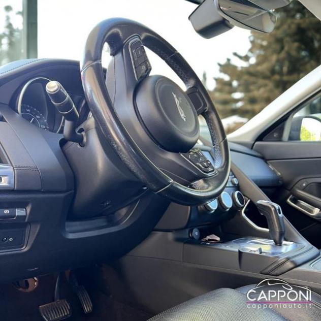 JAGUAR E-Pace 2.0D 150 CV AWD rif. 24145438 - Foto 8