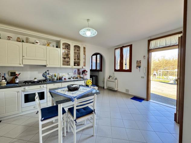 CASA INDIPENDENTE di 7 vani e di 229 mq (SCANDICCI - Via Lungo Vingone, Scandicci 50018) rif. 0695 - Foto 12