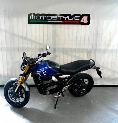TRIUMPH Speed 400 2024 - Foto 2