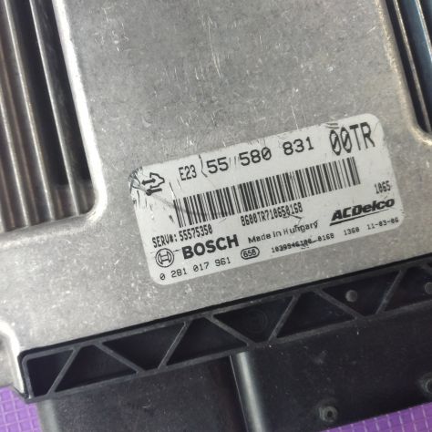 Centralina motore Bosch Opel Corsa D 1.3Mjet 95cv 0281017961 55580831 EDC17C18 - Foto 4