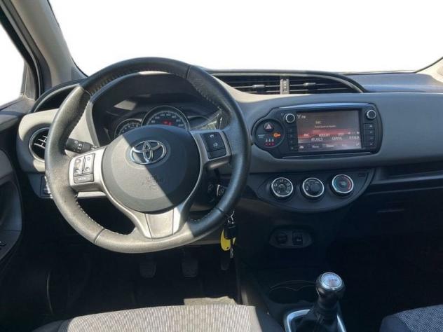 Toyota Yaris 1.0 Active - Foto 8