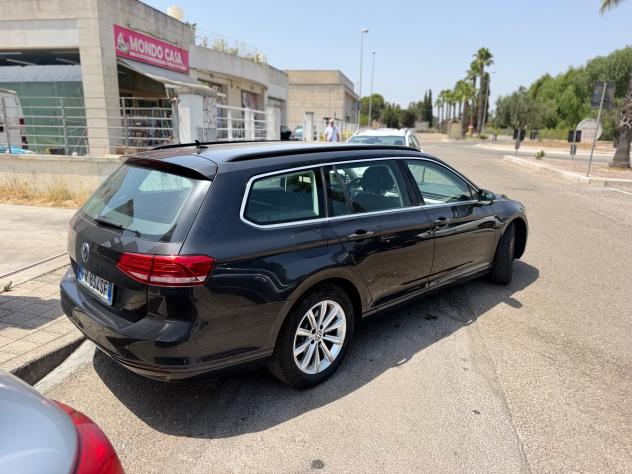 Volkswagen Passat Variant 1.6 TDI SCR DSG Business BMT - Foto 2
