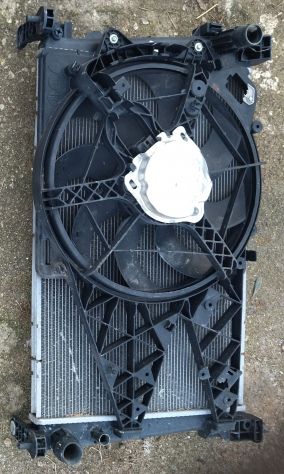 Radiatore+ ventola Alfa Romeo gt 150 cavalli - Foto 3