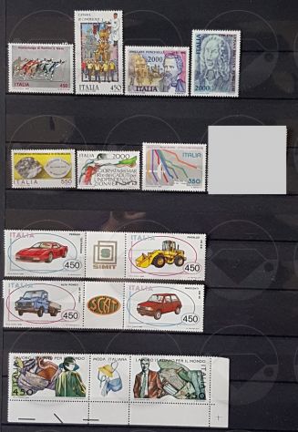 ITALIA 1986-1989 lotto di 49 francobolli