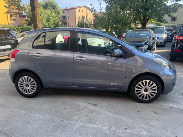 Toyota Yaris 1.3 5 porte Sol - Foto 5